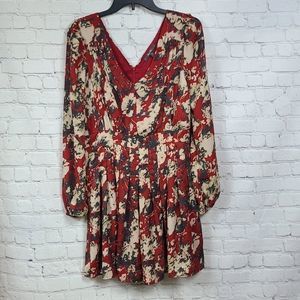 Miss Me Pleated Chiffon Skater Dress Red Floral Mini V-neck Long Sleeve 6/8